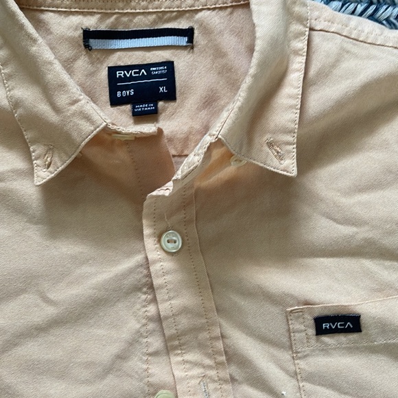 RVCA Boys button up. XL shirt with pocket. 
Surf brand. khakis or baggies. - Picture 2 of 3